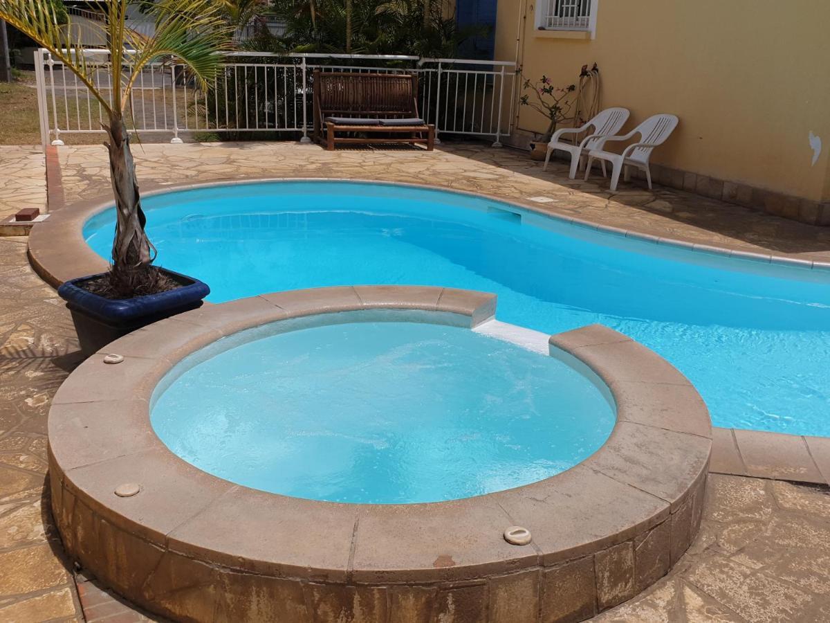 Aquabeach La Saline Les Bains Exterior photo